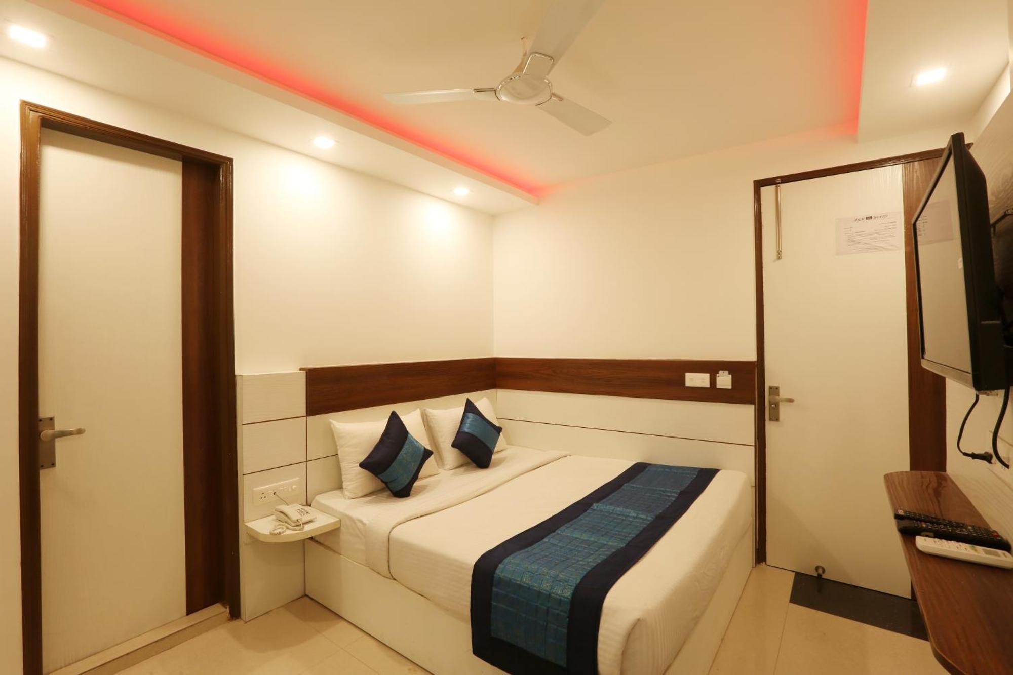 Emerald At Airport Bed & Breakfast New Delhi